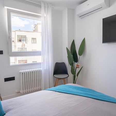 Apartamento Karnak En Zona Hospital - Universidad الباثيتي المظهر الخارجي الصورة