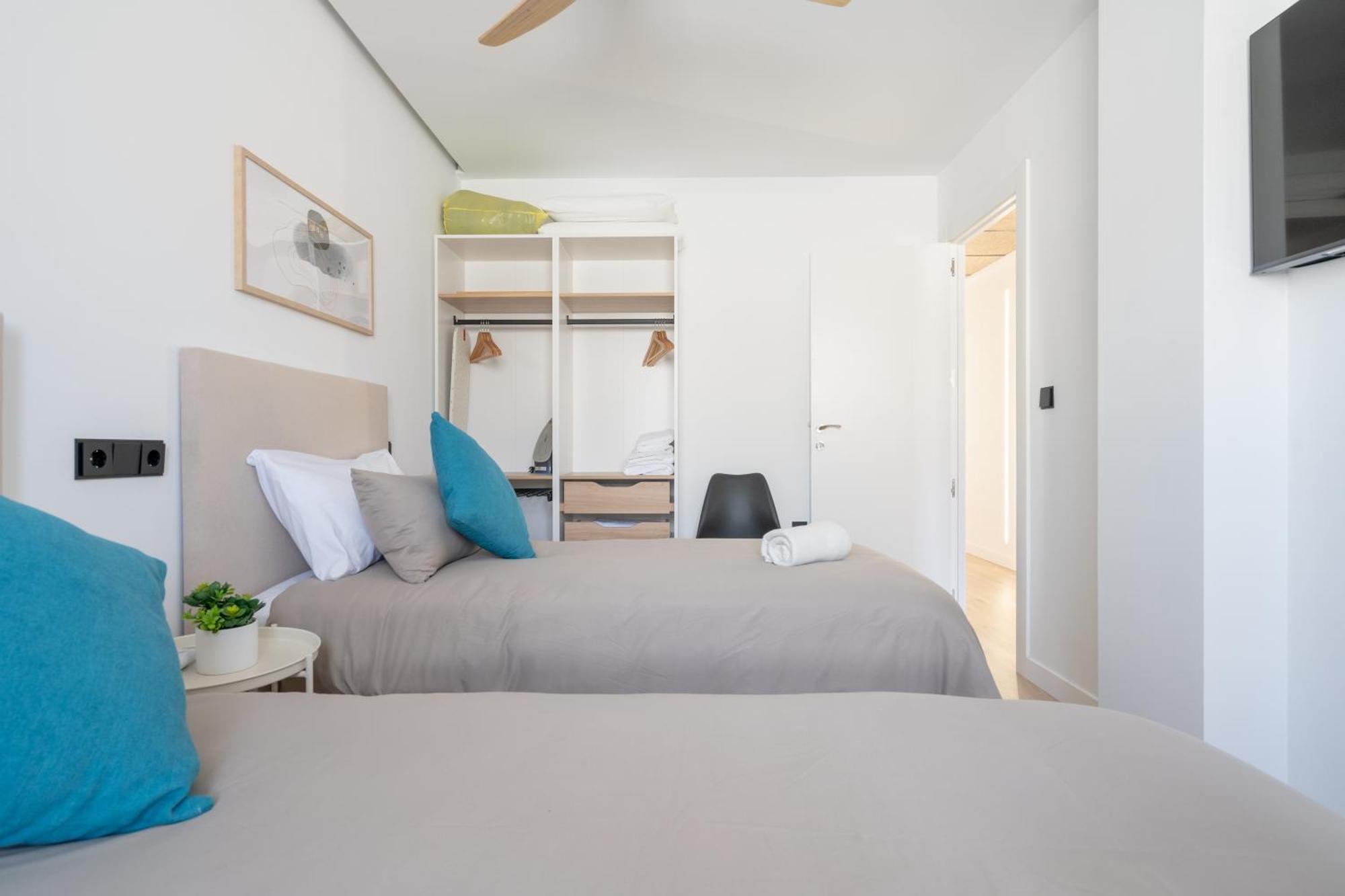 Apartamento Karnak En Zona Hospital - Universidad الباثيتي المظهر الخارجي الصورة