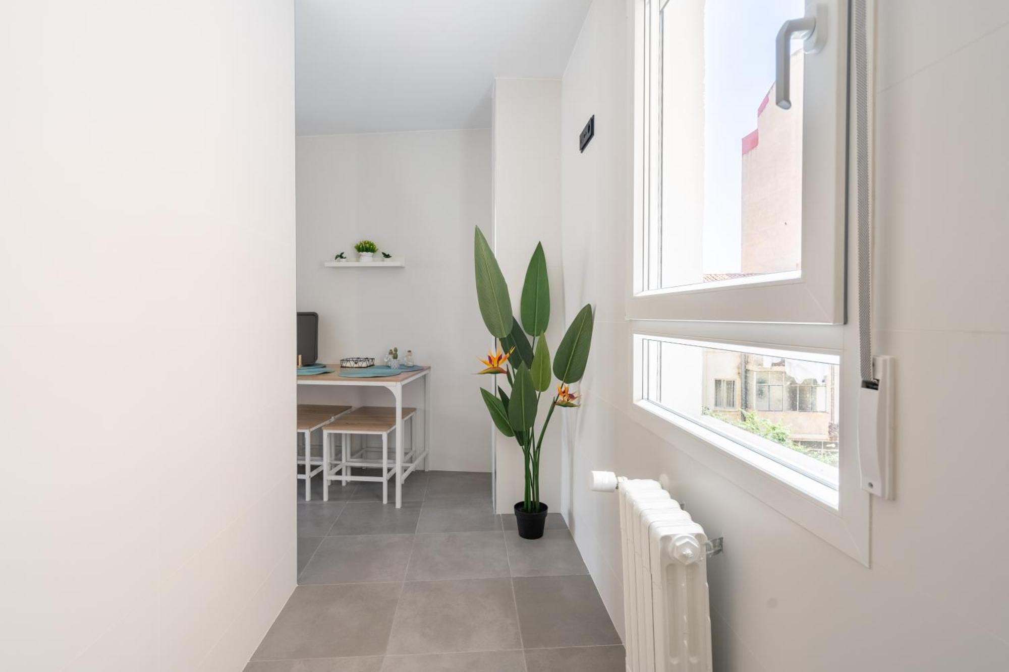 Apartamento Karnak En Zona Hospital - Universidad الباثيتي المظهر الخارجي الصورة